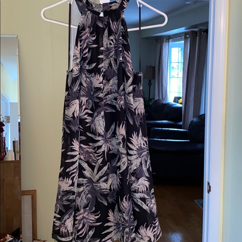“One Clothing” summer flowy dress